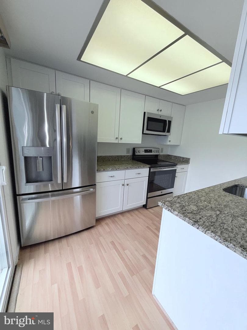 3526 Fiske Terrace #115-B photo 6