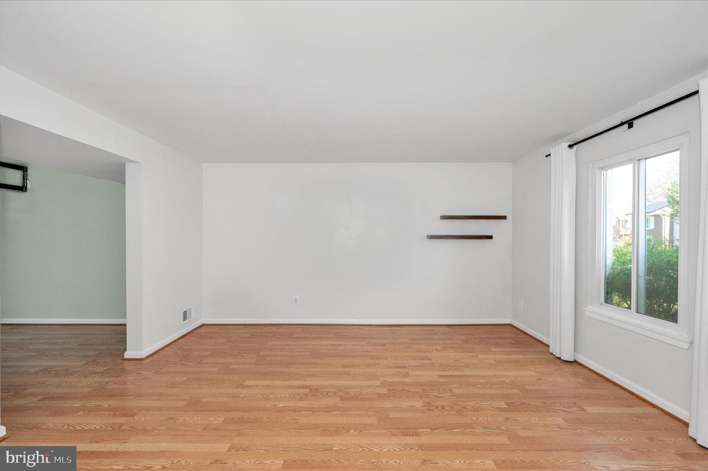 19378 Keymar Way photo 4