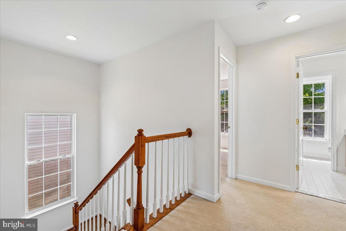 2105 Walking Crest Court photo 32