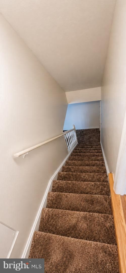 18147 Metz Drive photo 5
