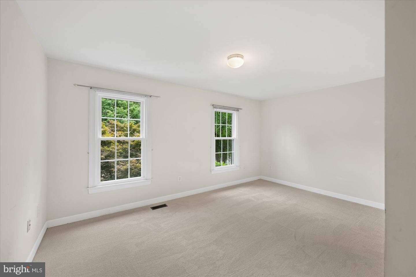 7016 Fawn Trail Court photo 24