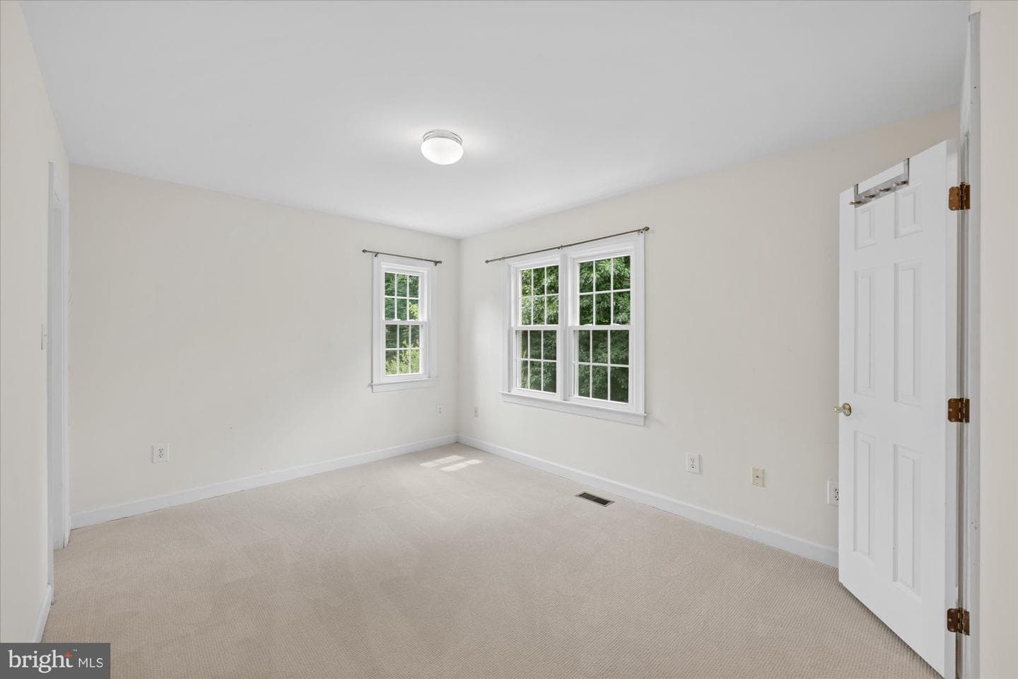 7016 Fawn Trail Court photo 25