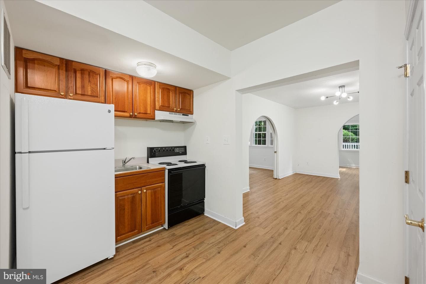 7016 Fawn Trail Court photo 31