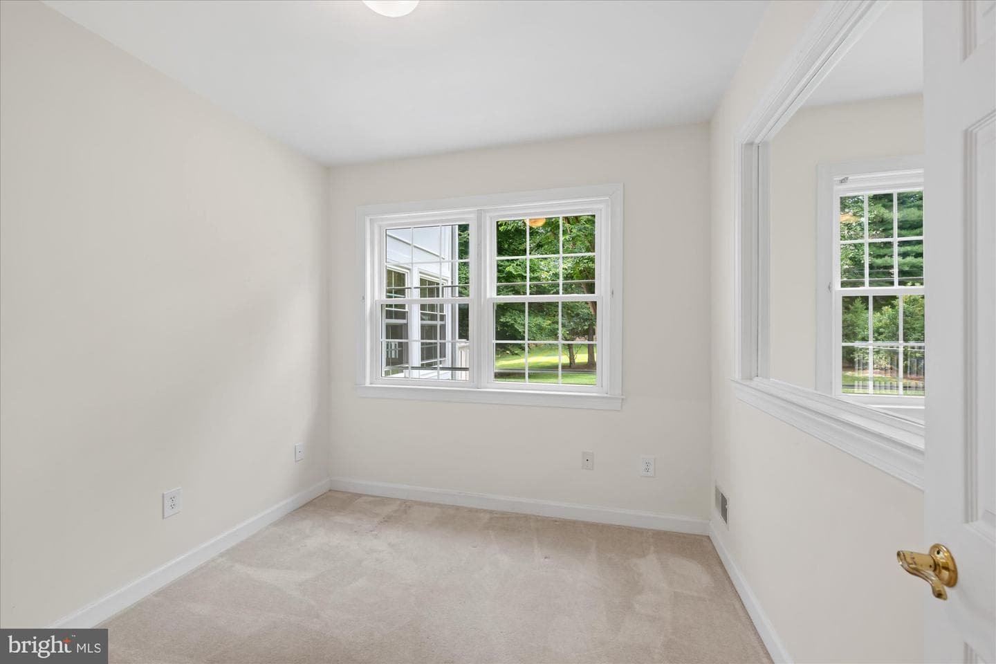 7016 Fawn Trail Court photo 37