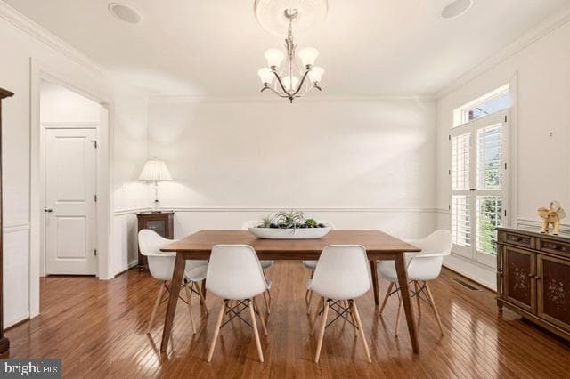 1104 Sweetbay Place photo 7