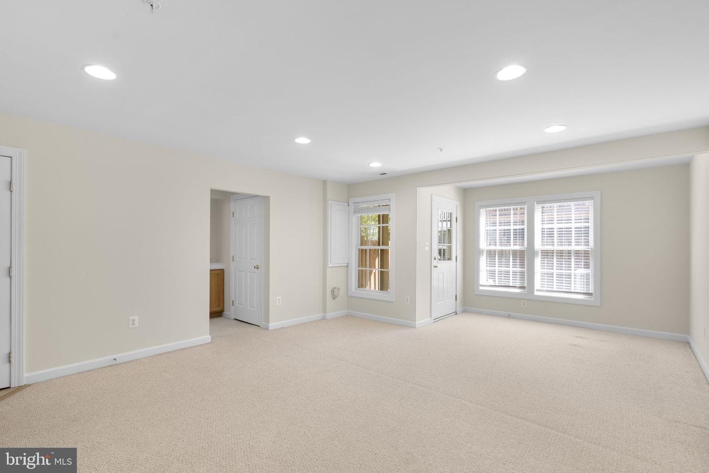 10 Rockingham Court photo 33