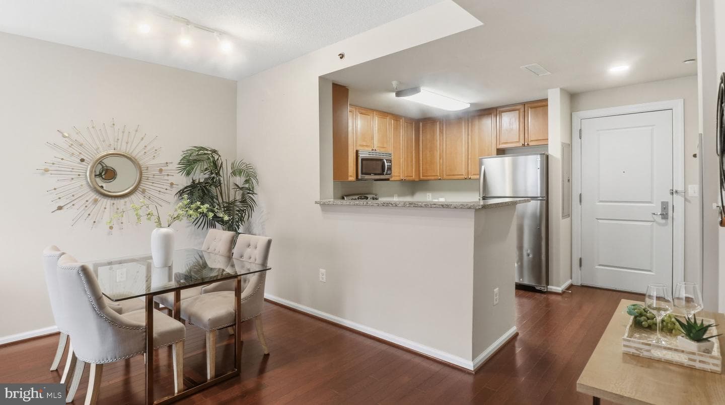 11700 Old Georgetown Road #1007, North Bethesda
