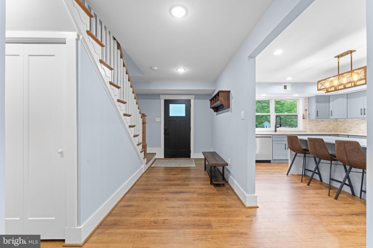 3709 King William Drive photo 4