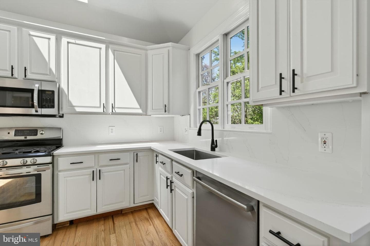 1102 Edgevale Road photo 33