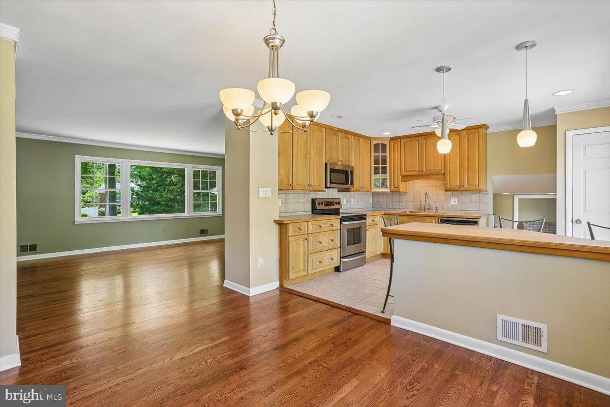 5401 Amberwood Lane photo 23
