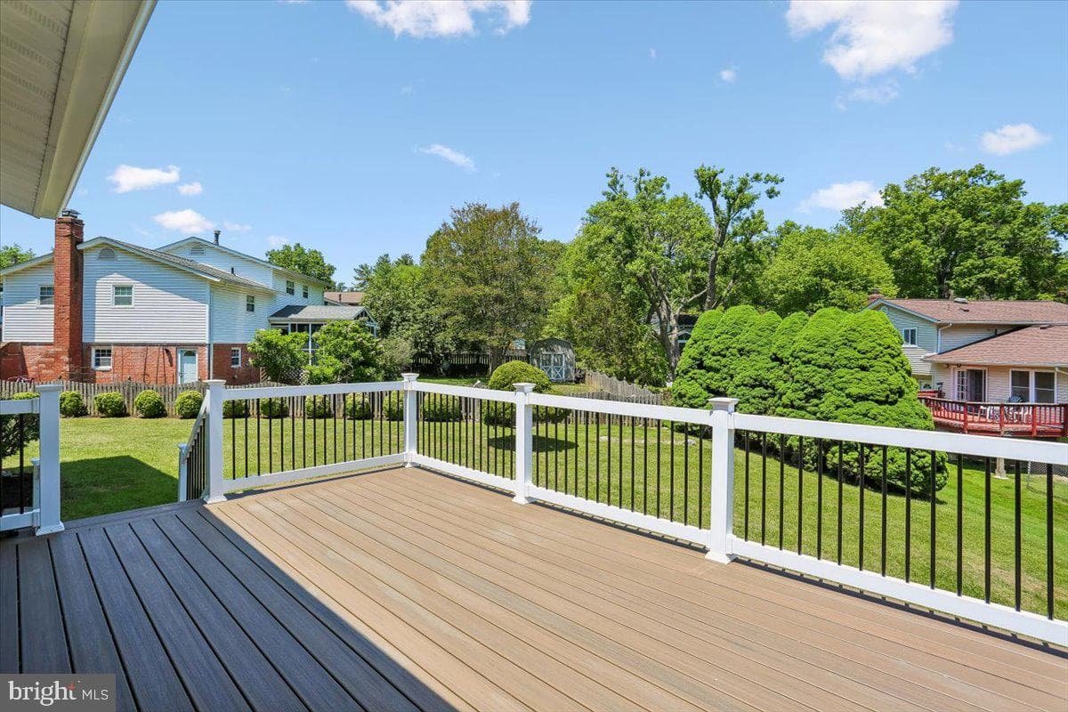 5401 Amberwood Lane photo 37