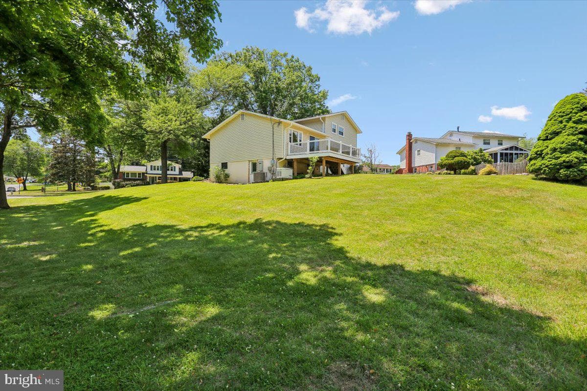 5401 Amberwood Lane photo 97