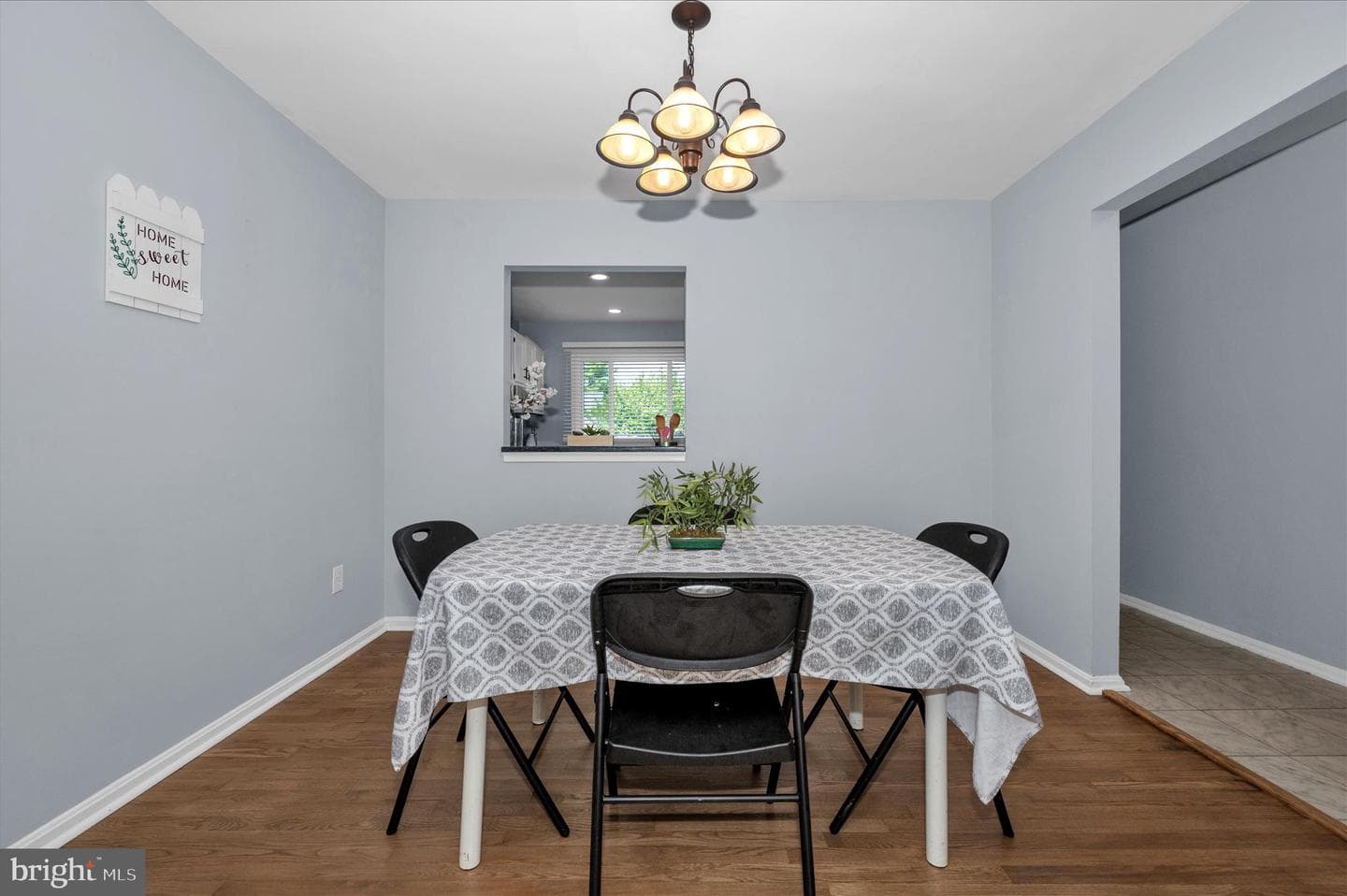 10120 Nightingale Street photo 11