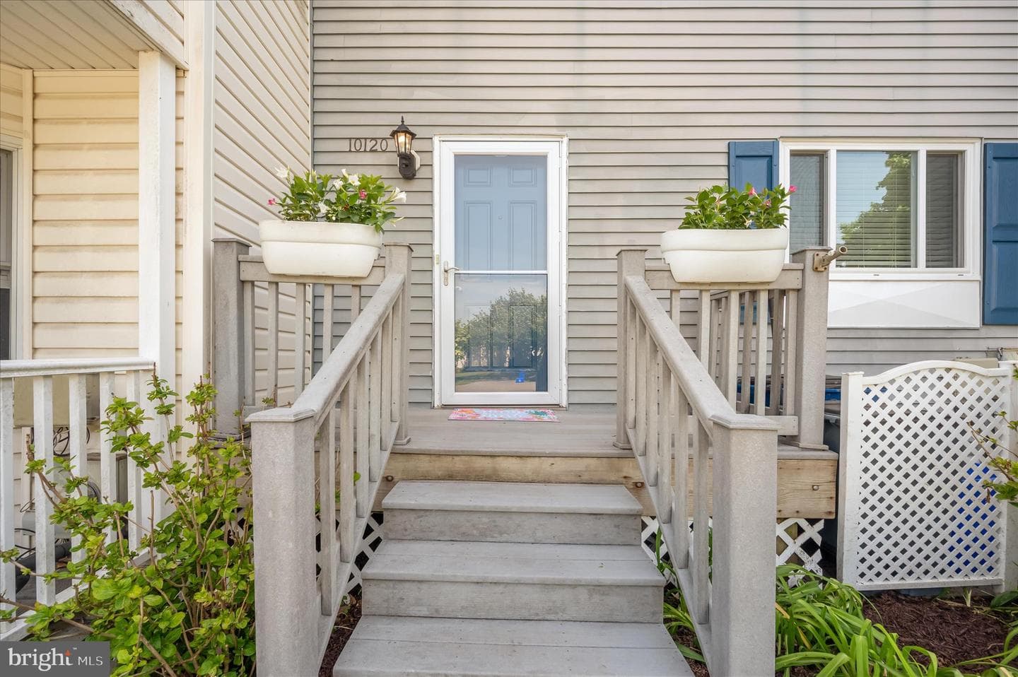 10120 Nightingale Street photo 4