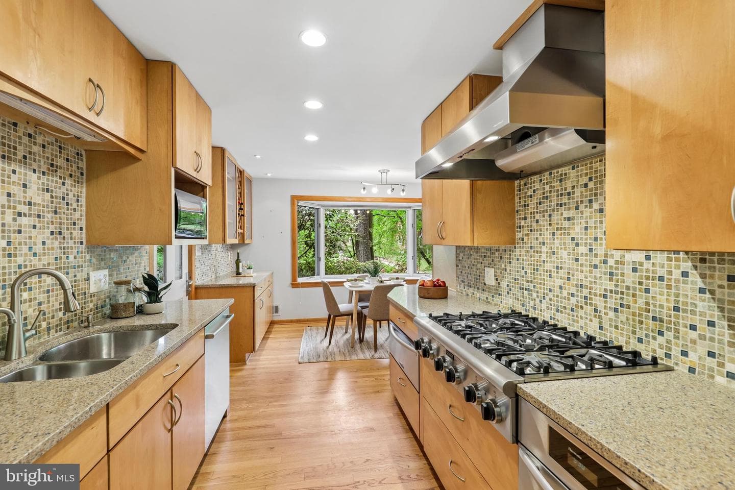3512 Woodbine Street photo 24