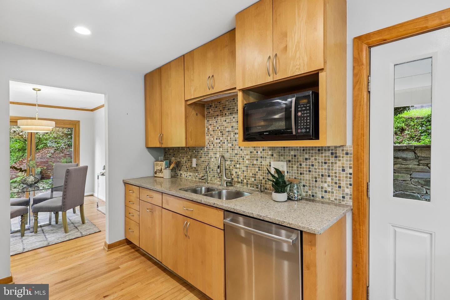 3512 Woodbine Street photo 25