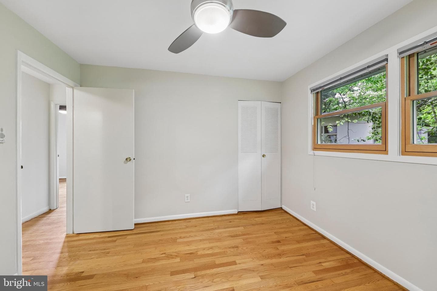 3512 Woodbine Street photo 56