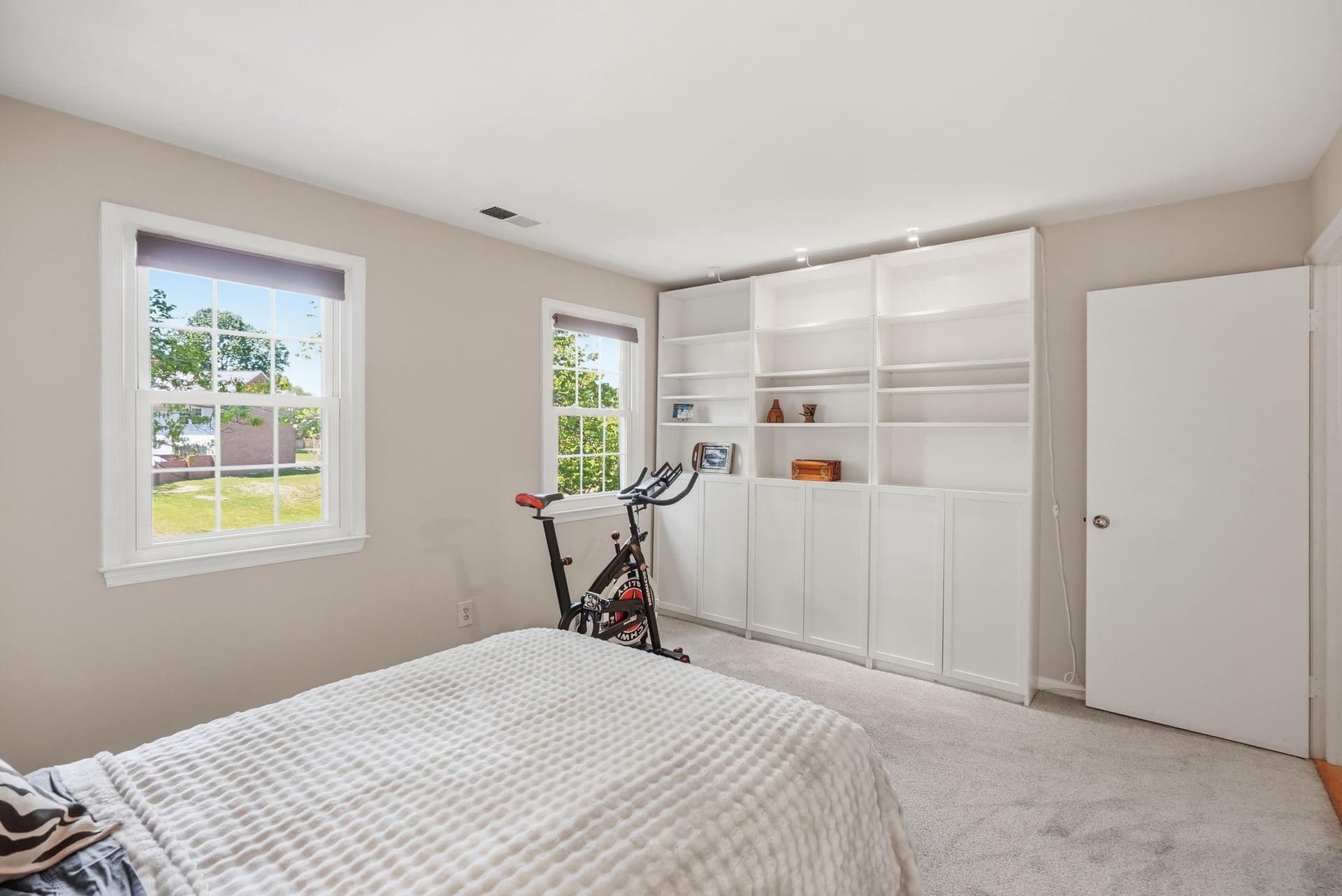 20129 Waringwood Way photo 27