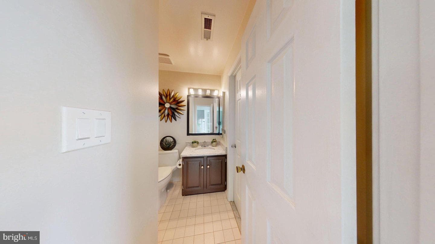 11901 Rustic Farm Court photo 16