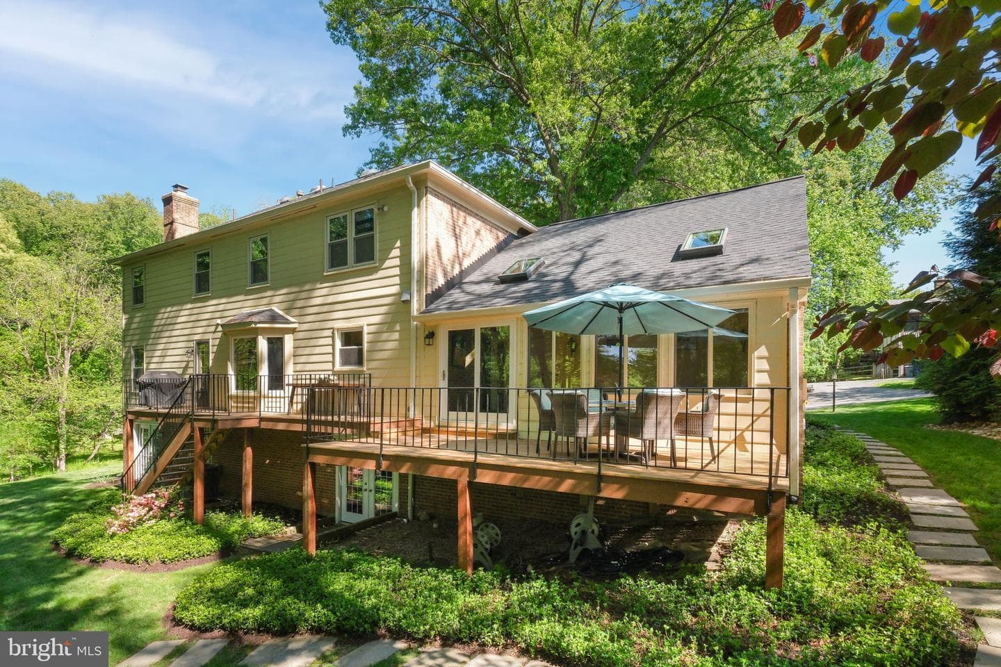 9437 Reach Road photo 2