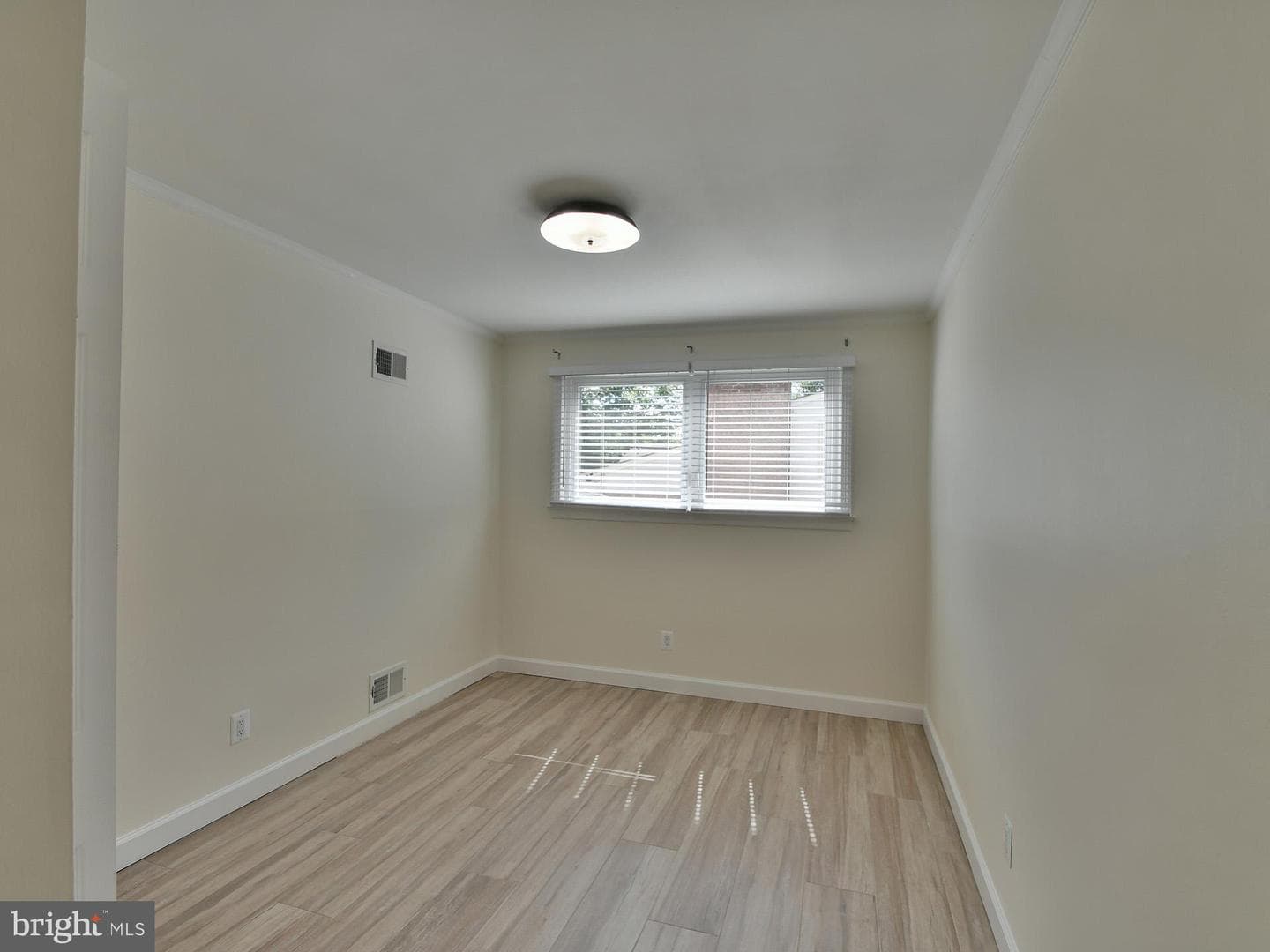 9823 Singleton Drive photo 23