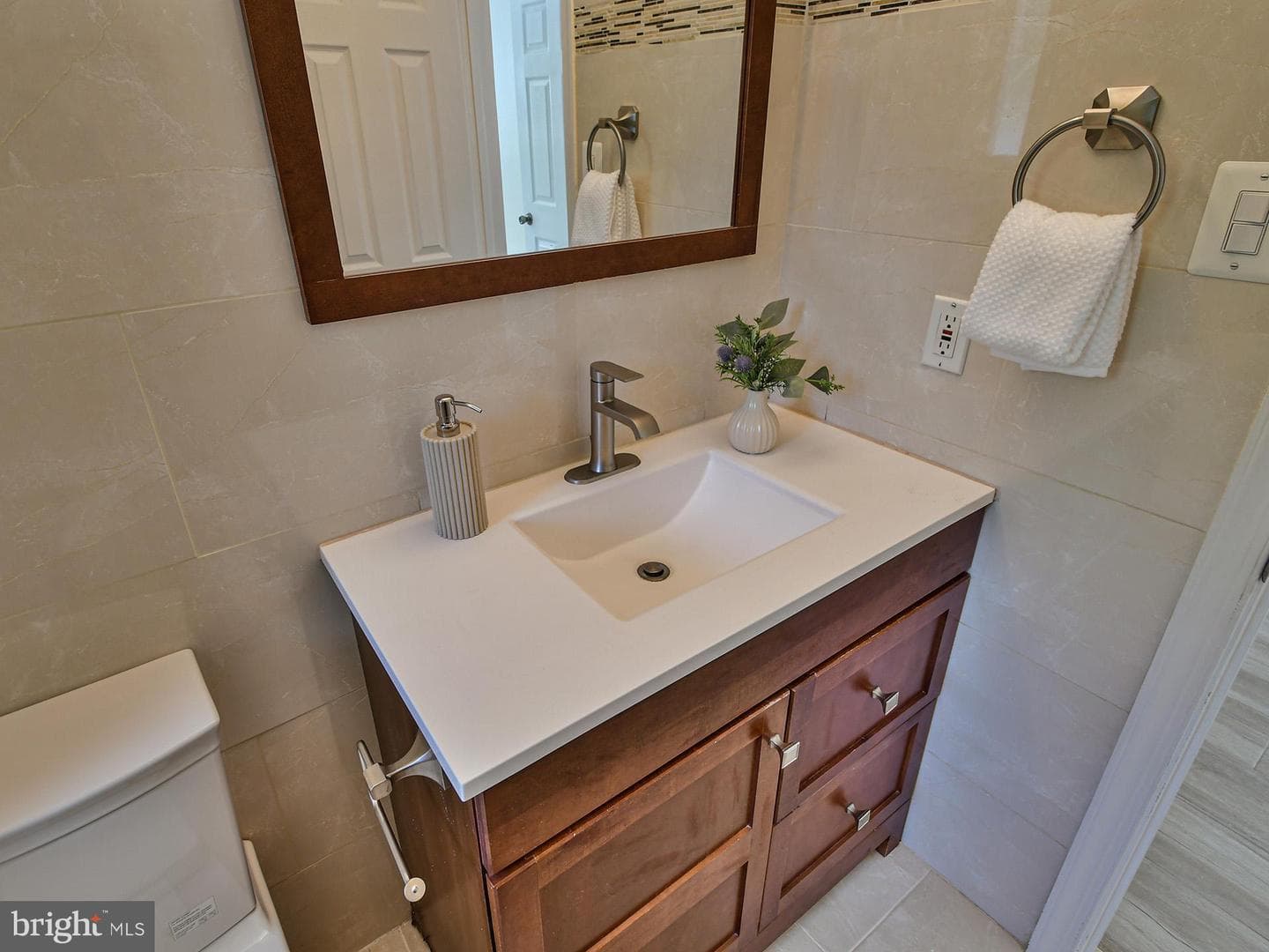 9823 Singleton Drive photo 26