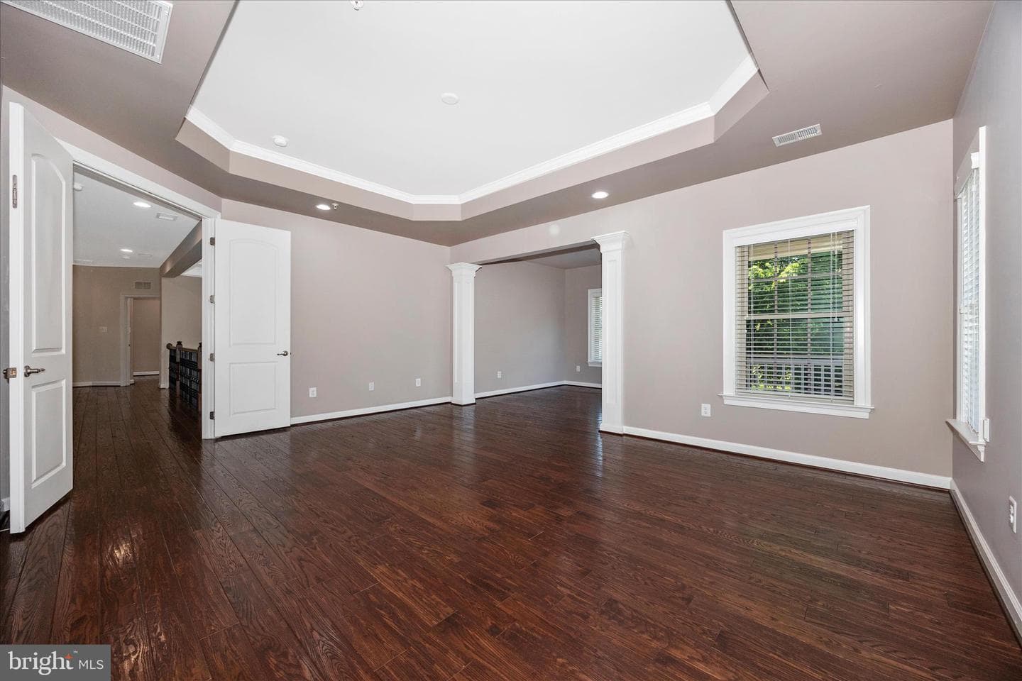 100 Castle Oak Court photo 29