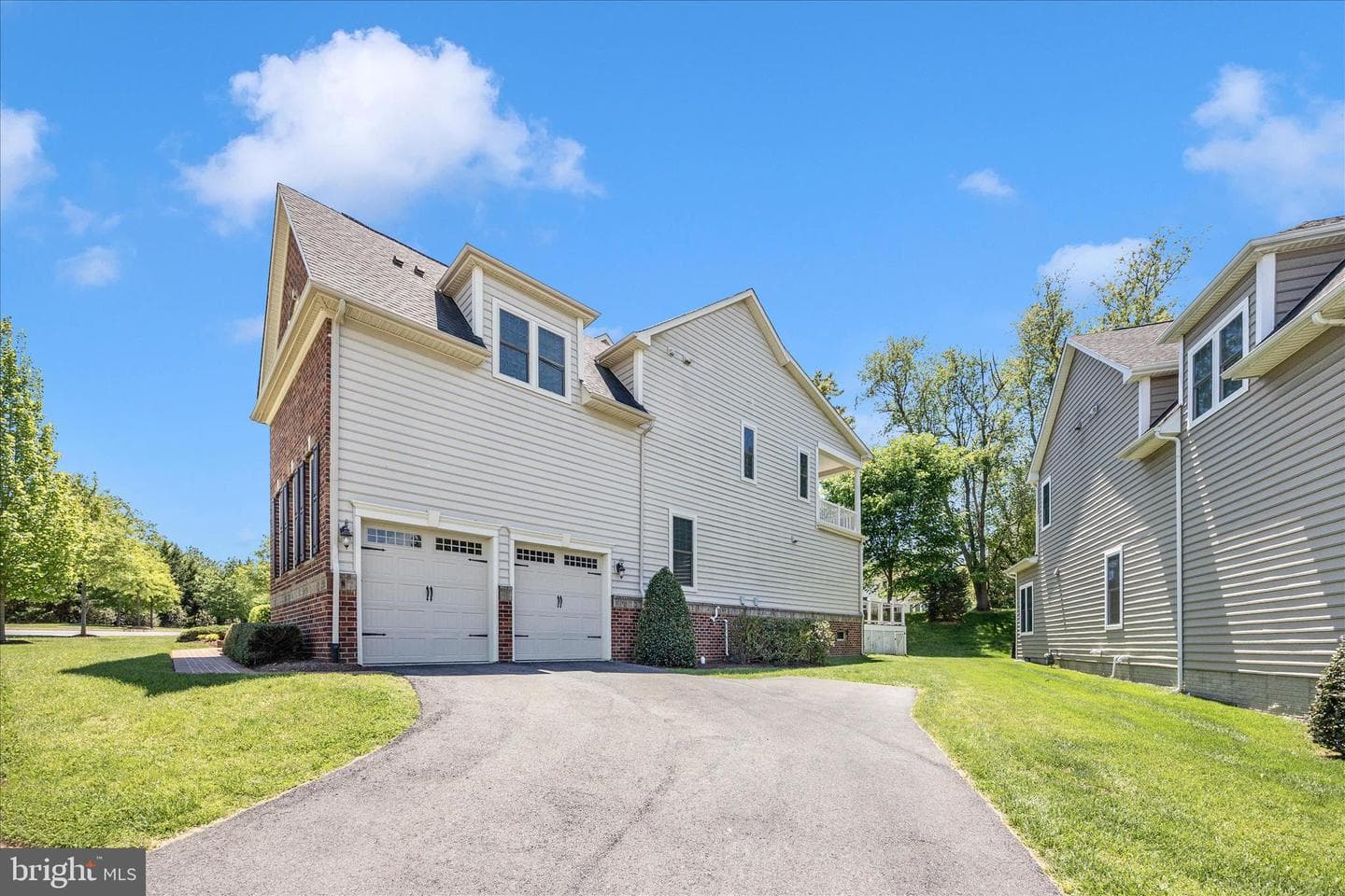 100 Castle Oak Court photo 64
