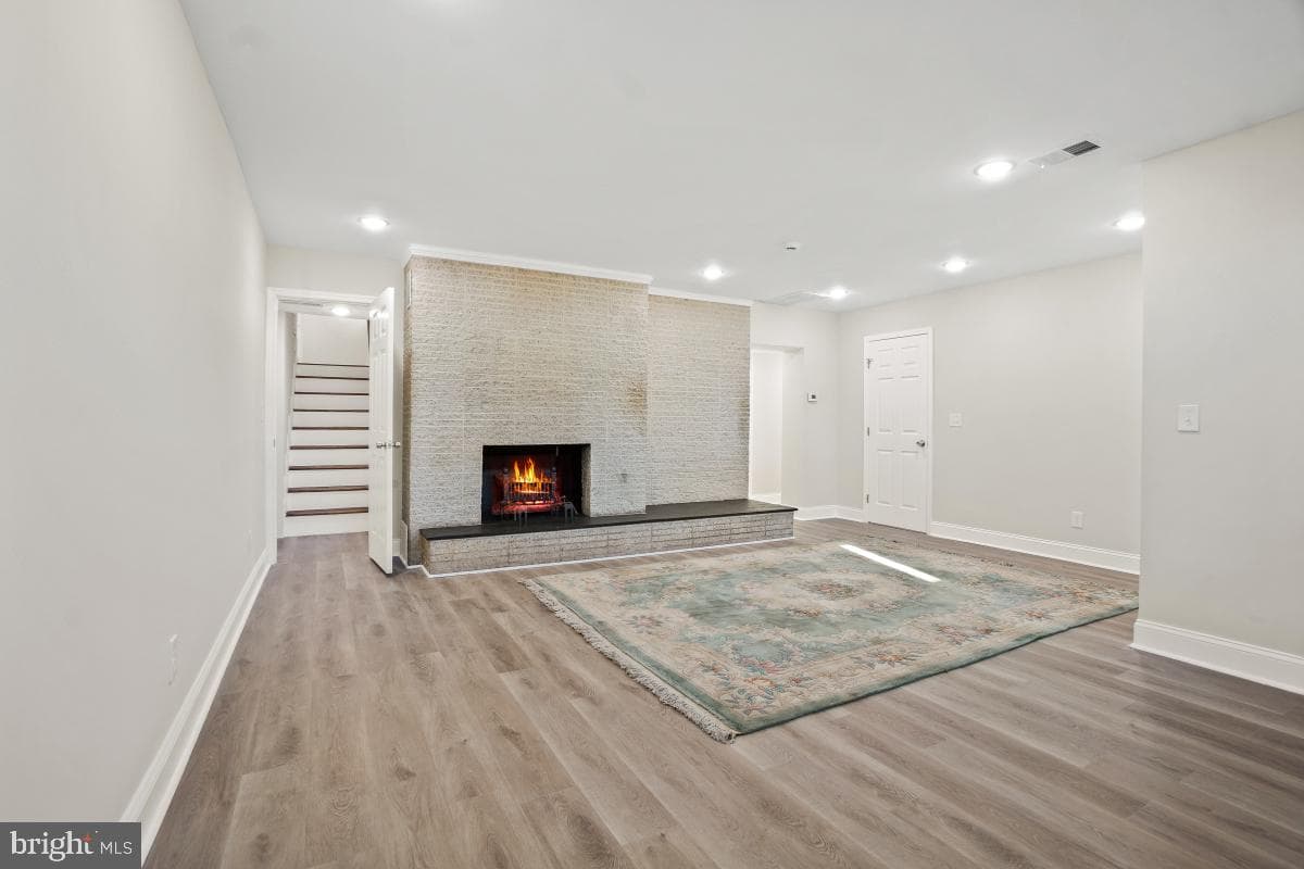 1202 Burton Street photo 23