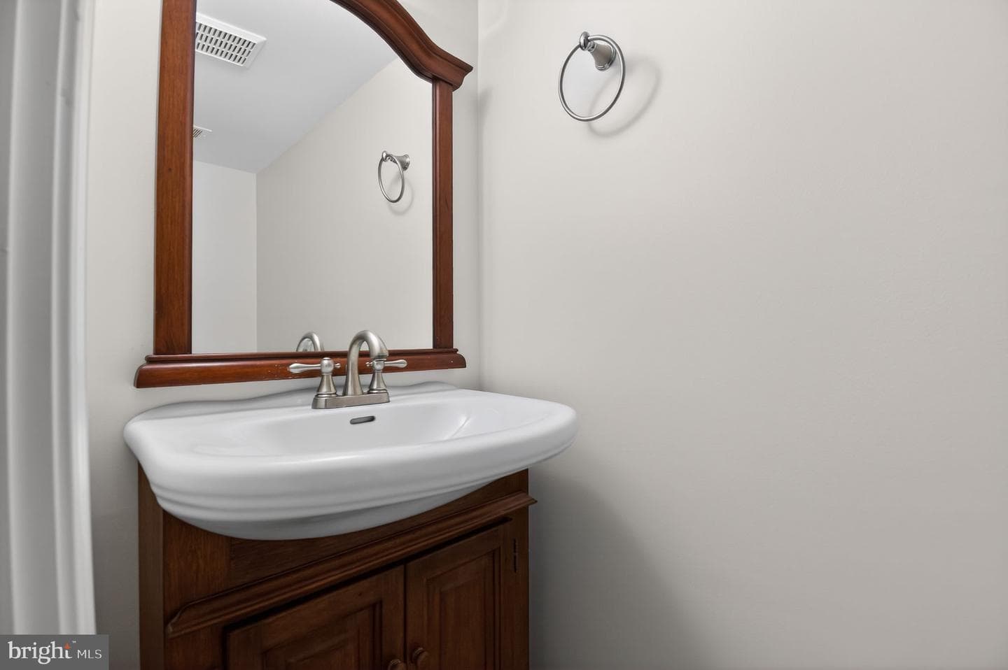 220 Pender Place photo 11