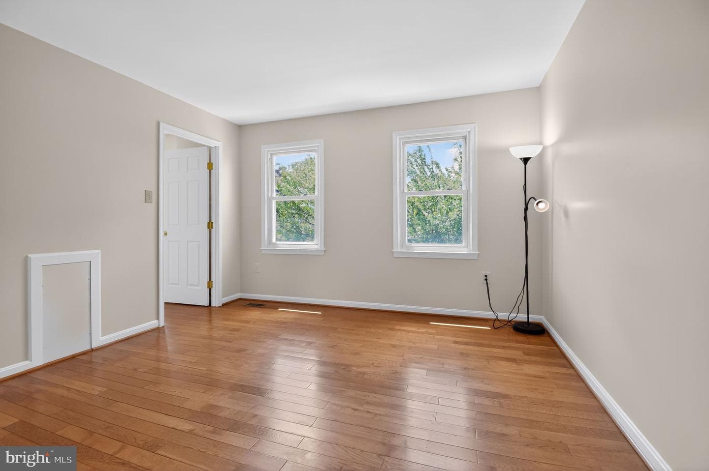 220 Pender Place photo 28