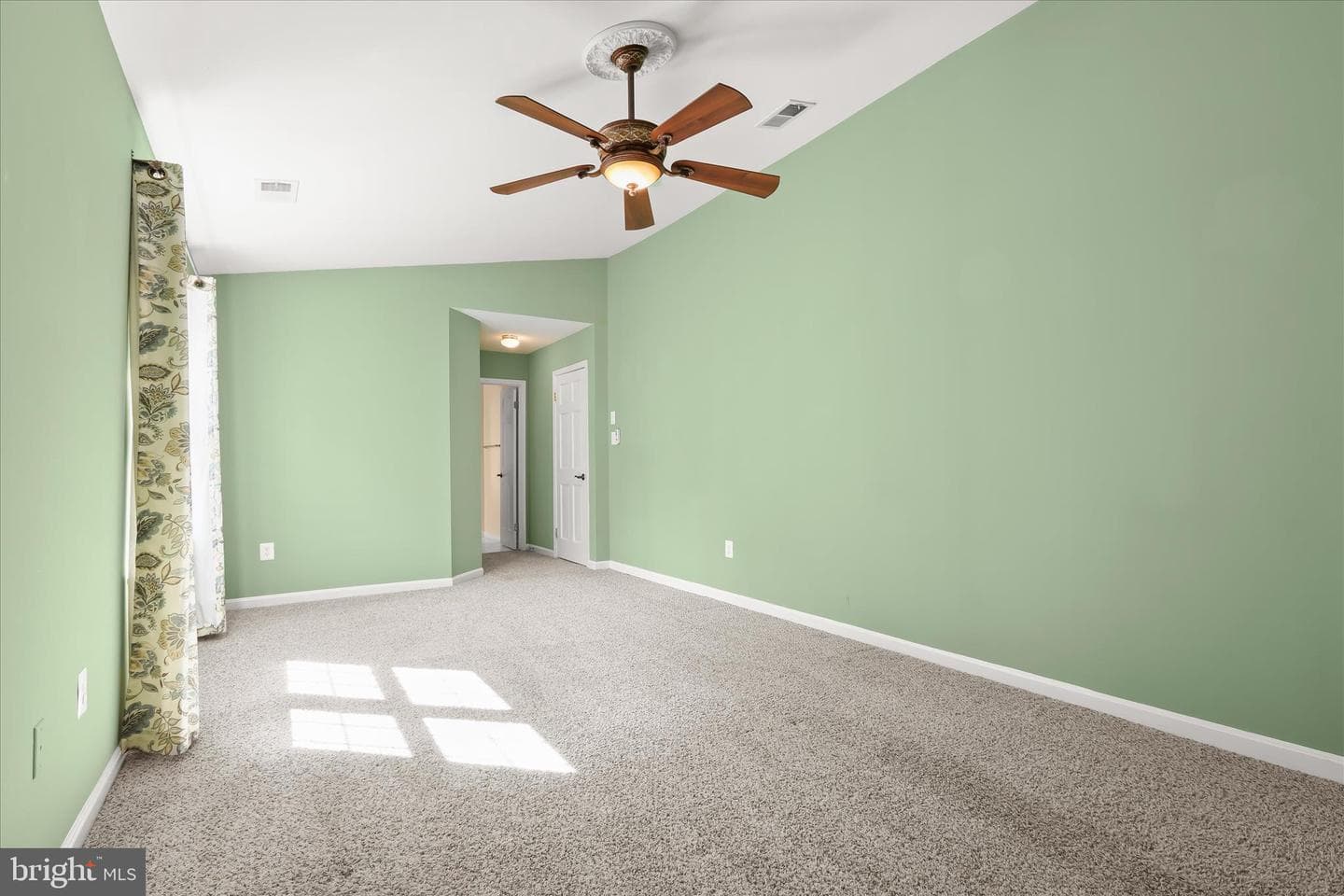 17 Woonsockett Court photo 31