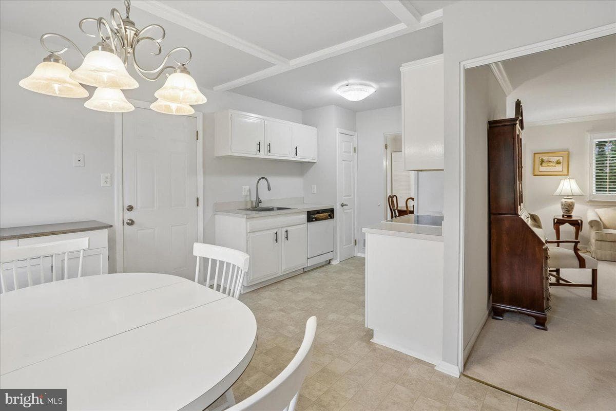 18017 Overwood Drive photo 8