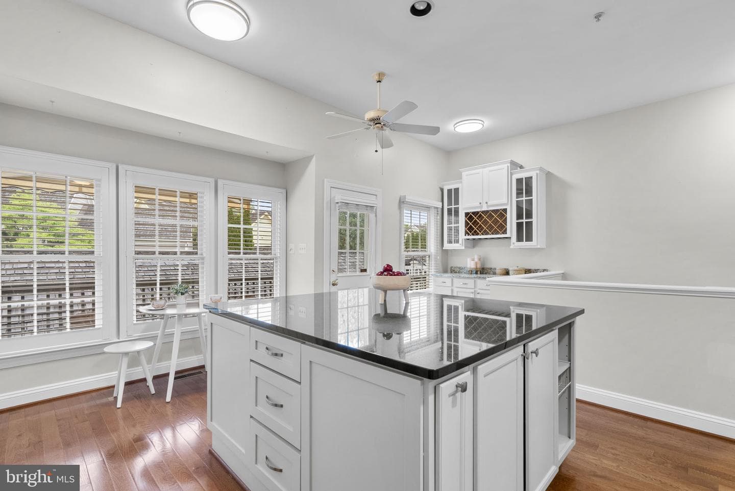 306 Hart Road photo 10