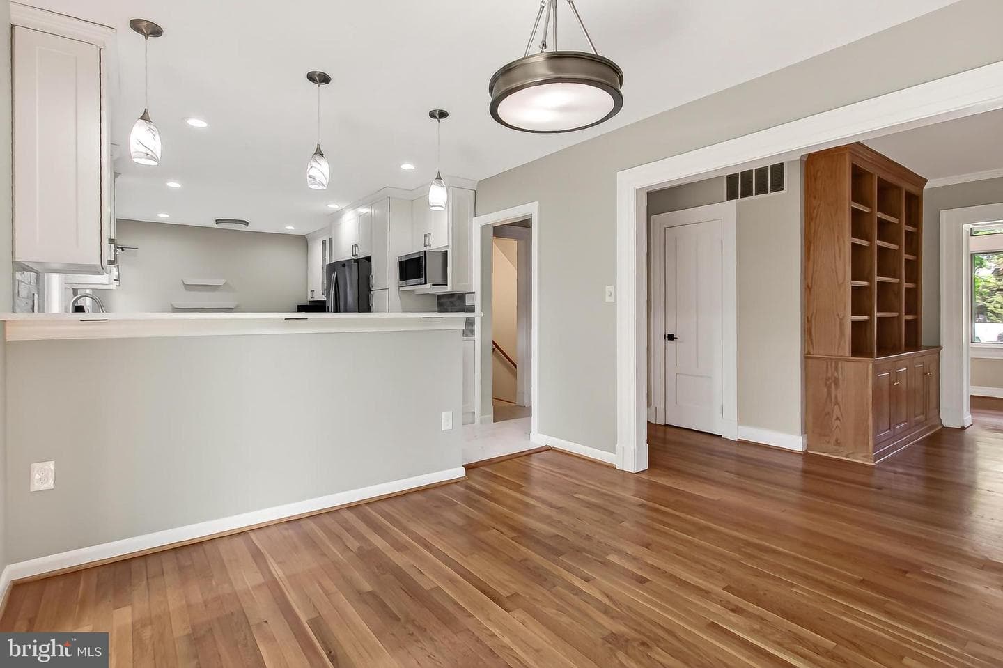 9715 De Paul Drive photo 25