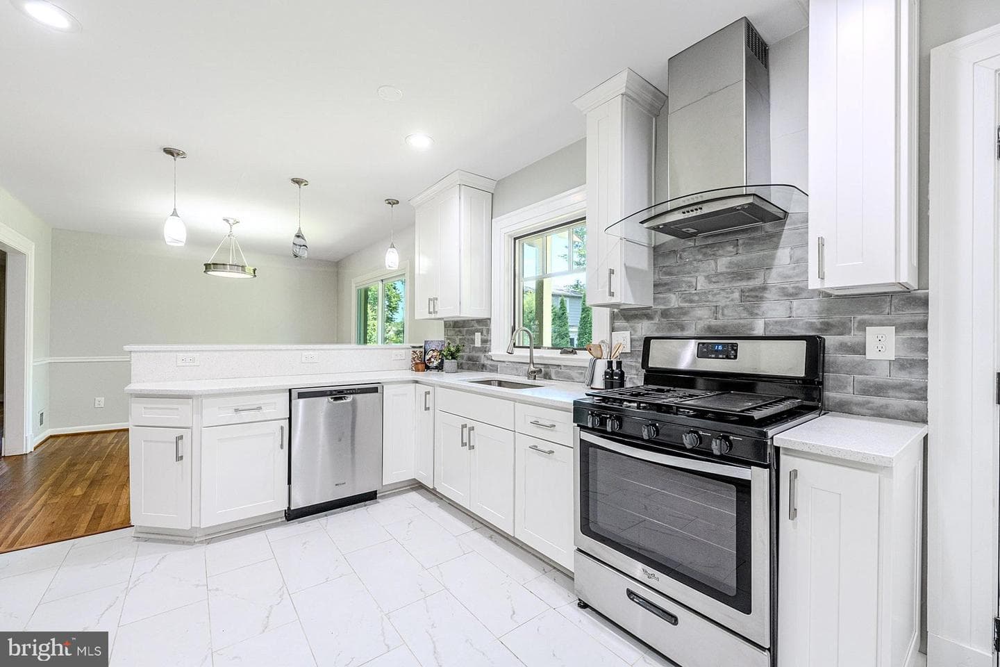 9715 De Paul Drive photo 29