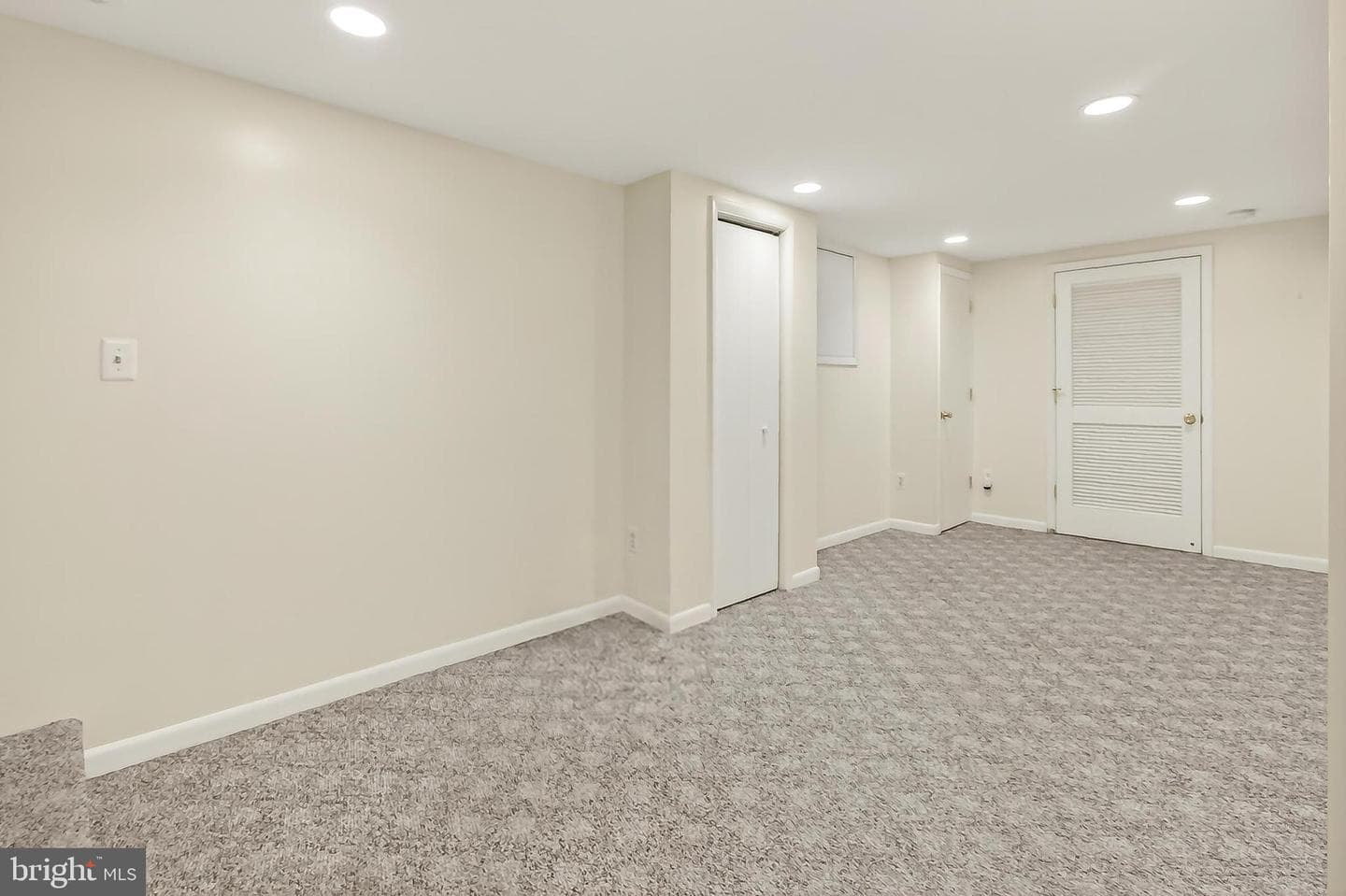 9715 De Paul Drive photo 63