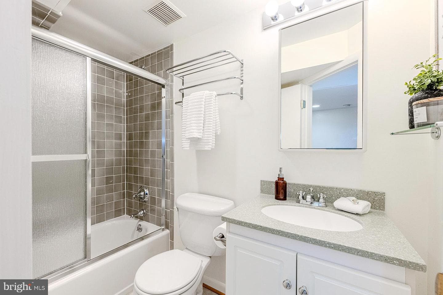 9715 De Paul Drive photo 67