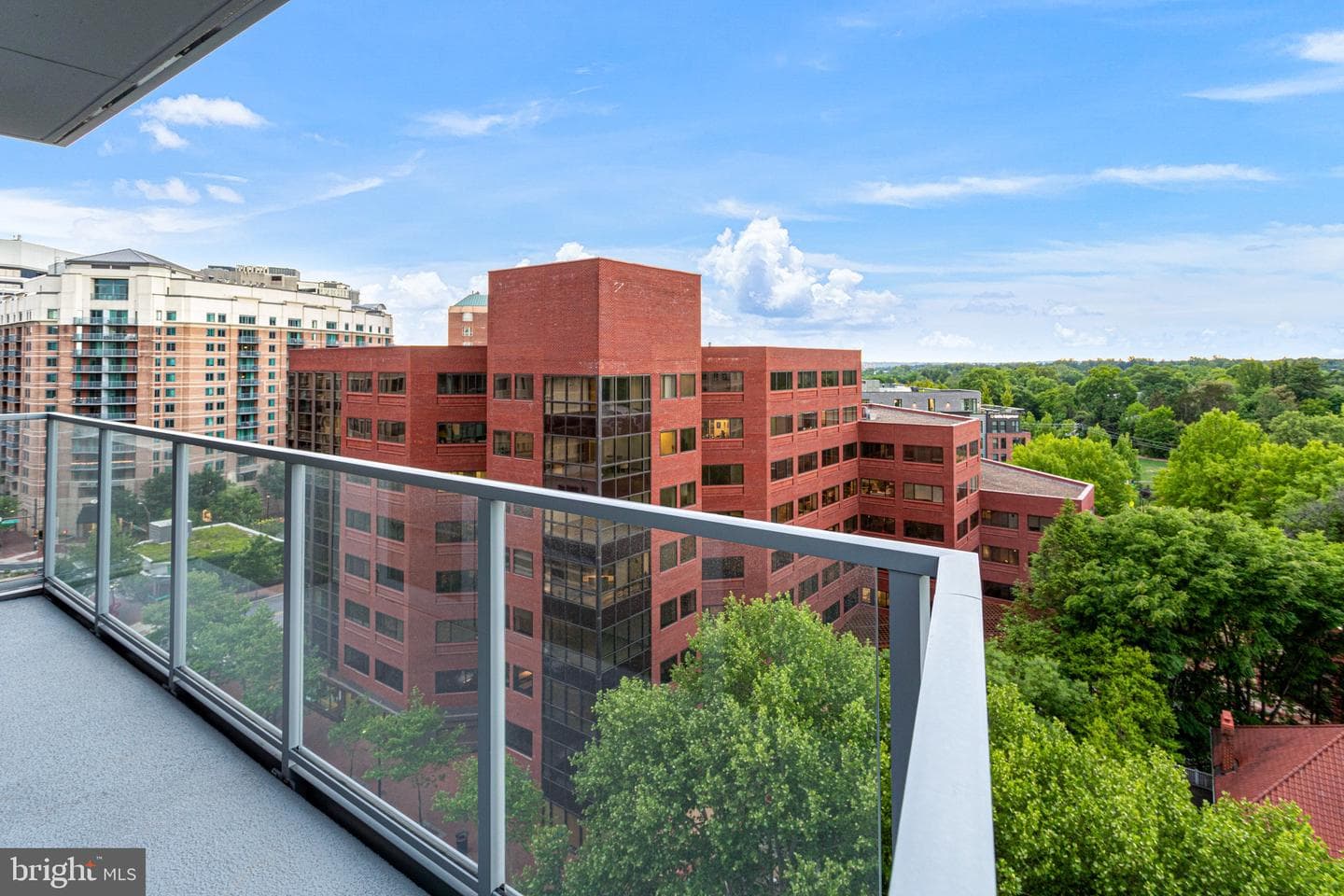 4960 Fairmont Avenue #905 photo 10