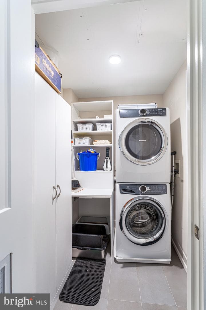 4960 Fairmont Avenue #905 photo 24