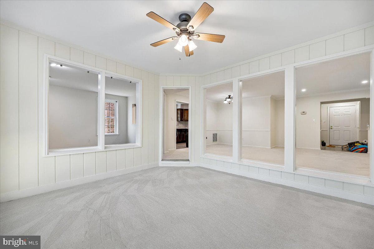 5705 Brewer House Circle #101 photo 17