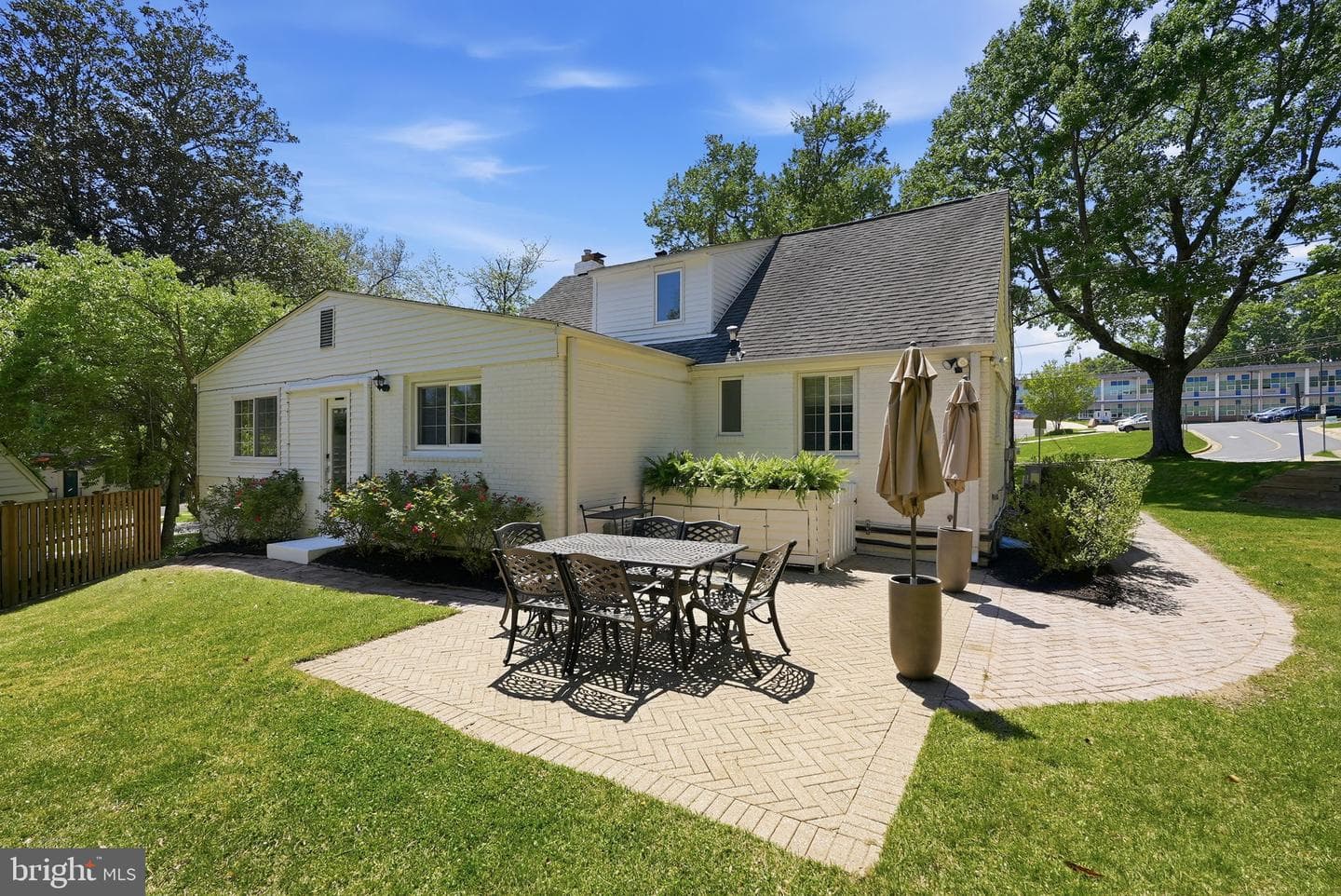 6207 Adelaide Drive photo 32
