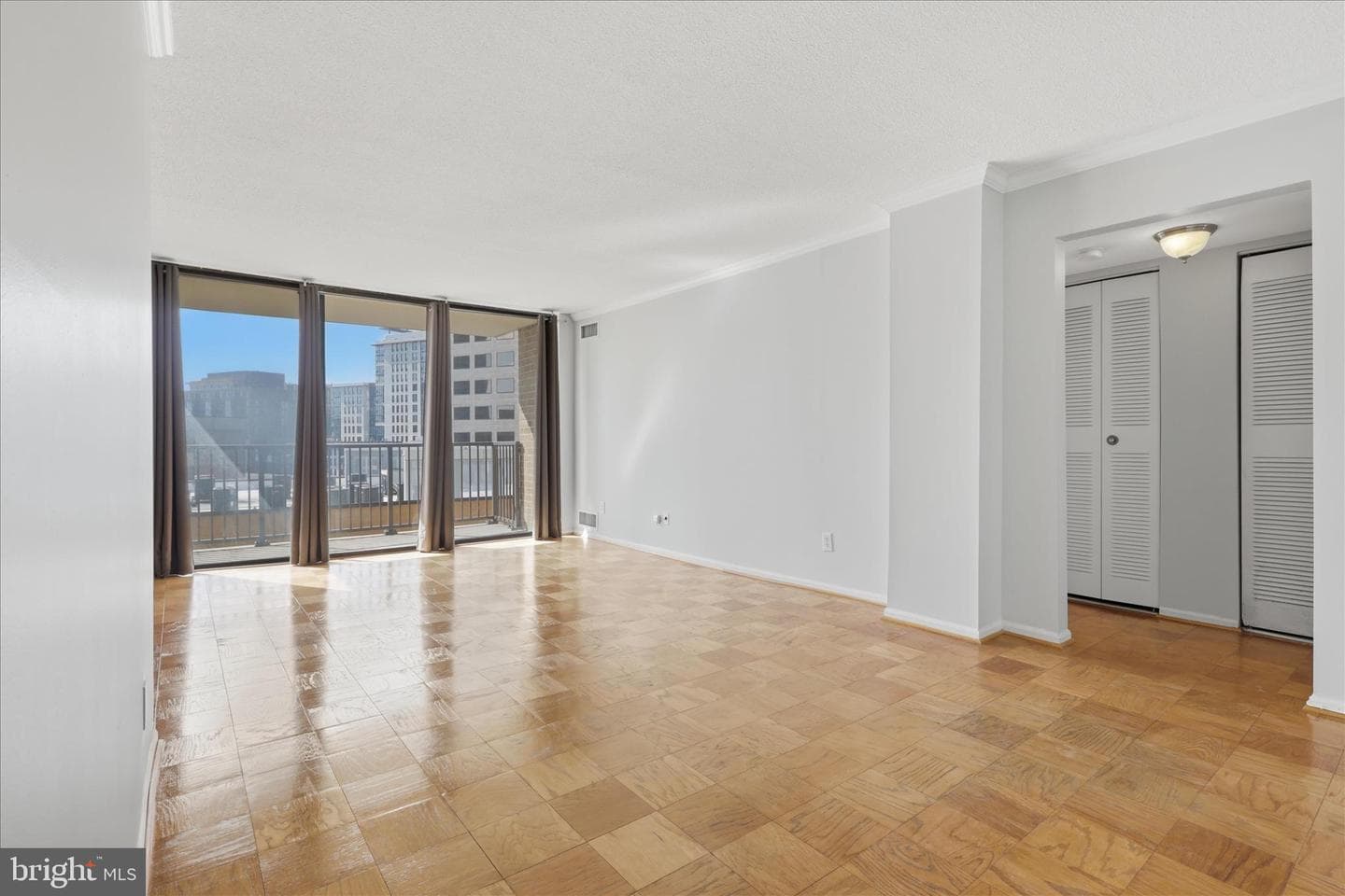 4 Monroe St # 4-1109 photo 12