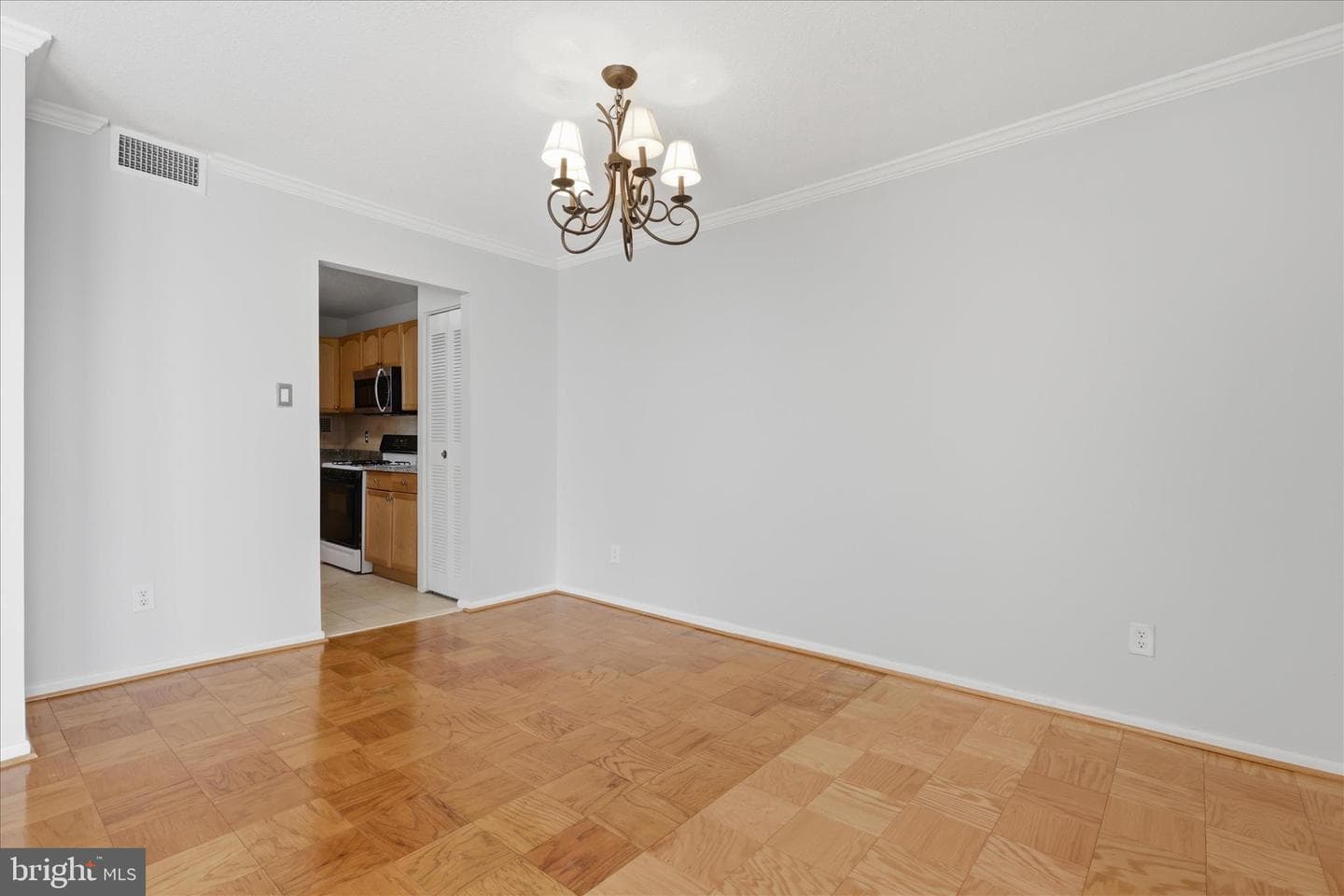 4 Monroe St # 4-1109 photo 24