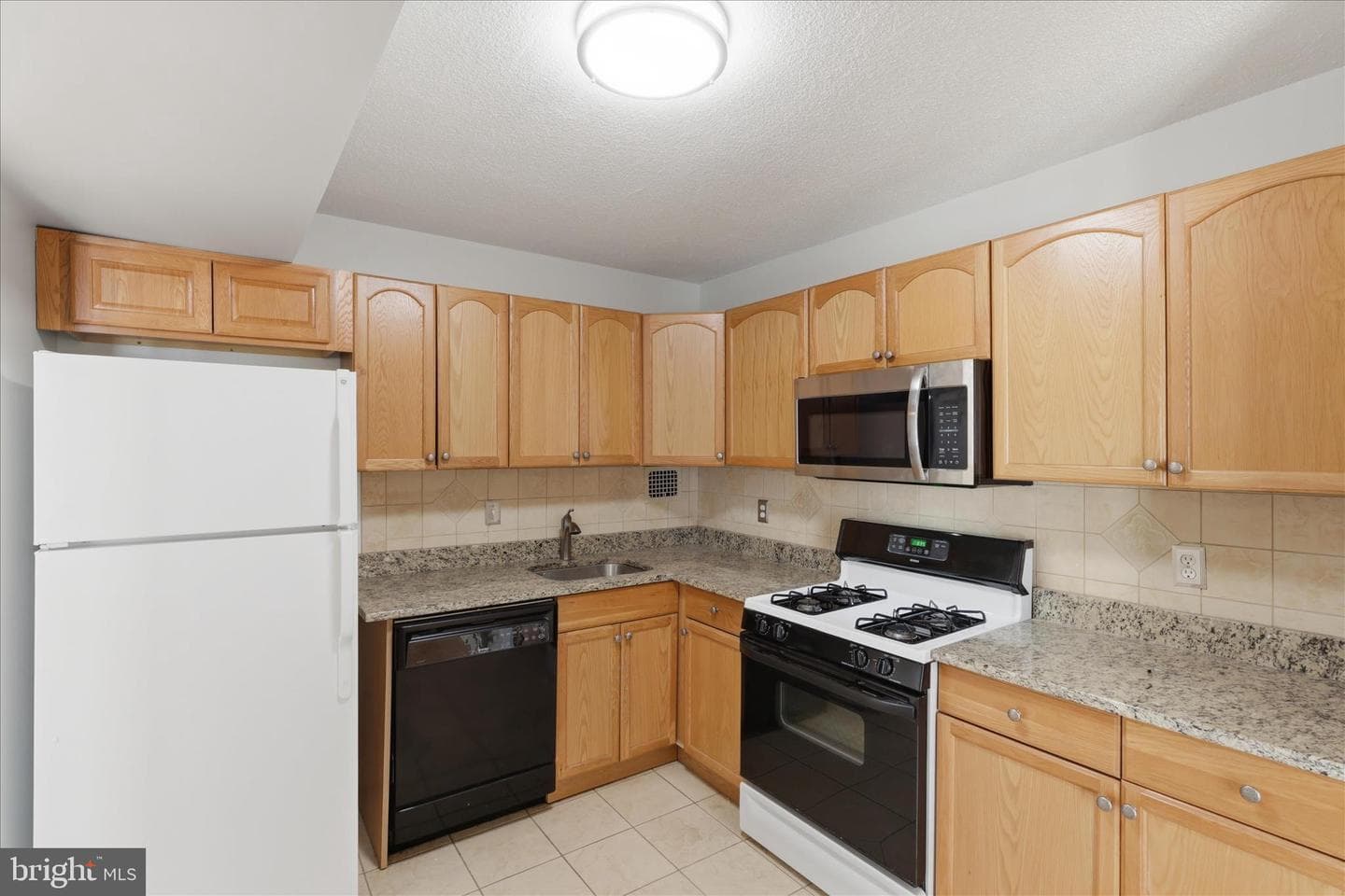 4 Monroe St # 4-1109 photo 28