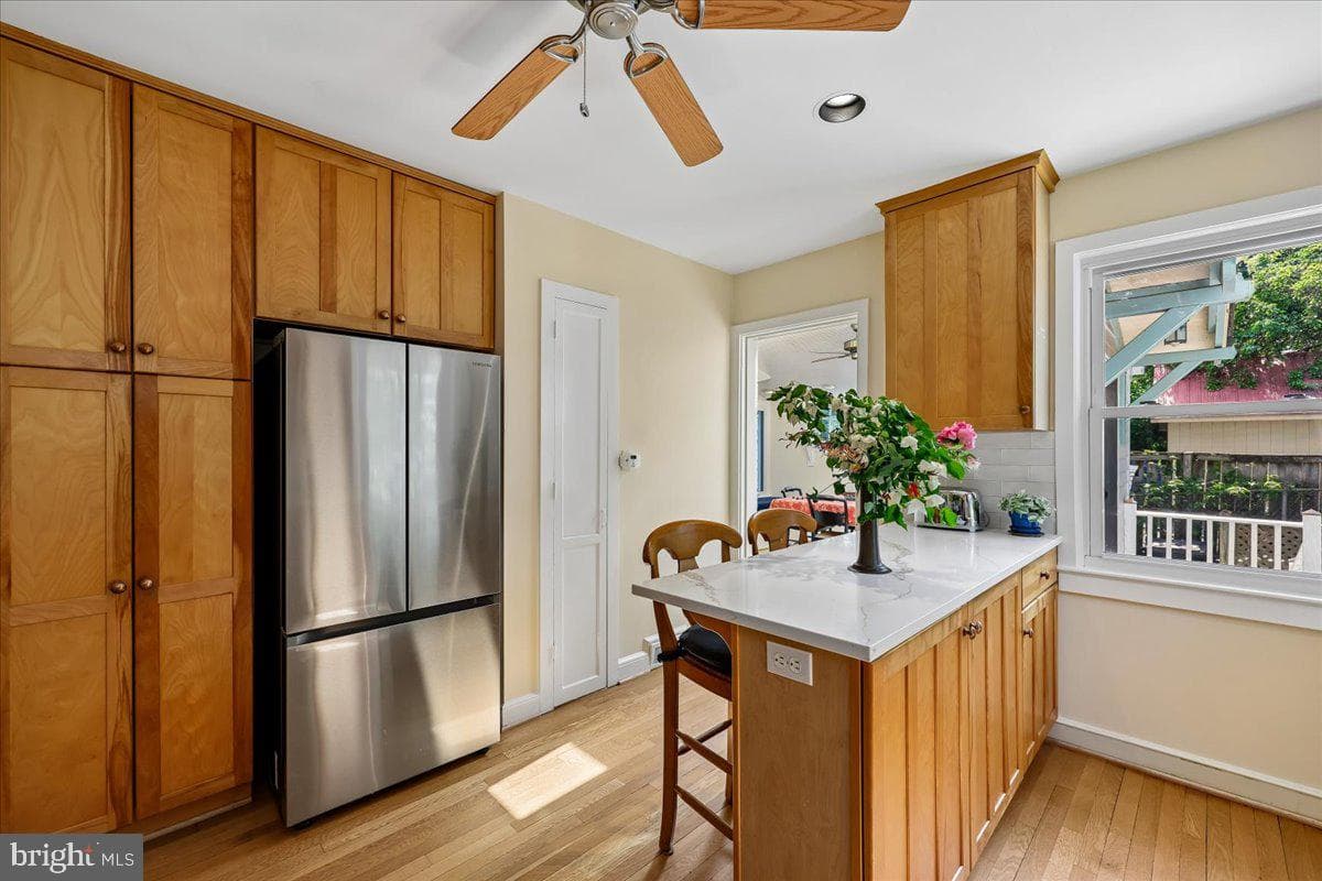 9 Pine Avenue photo 28