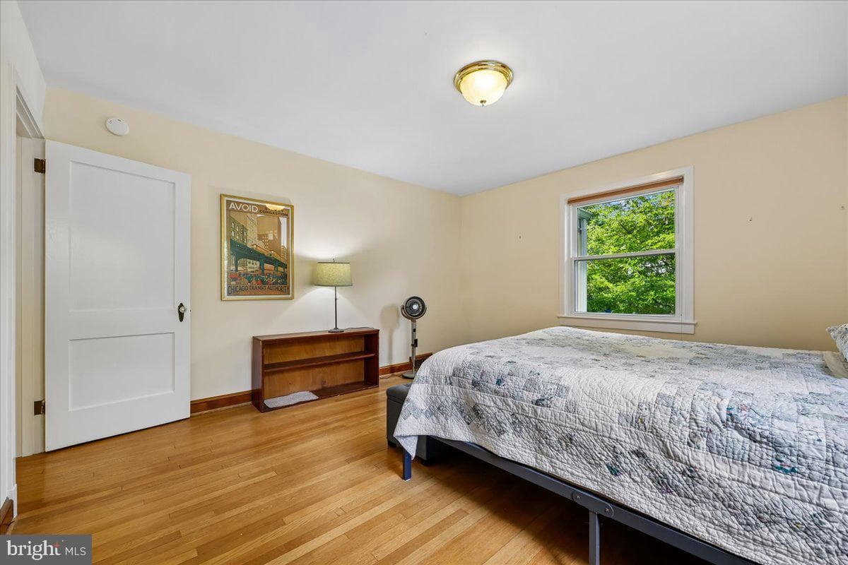 9 Pine Avenue photo 34