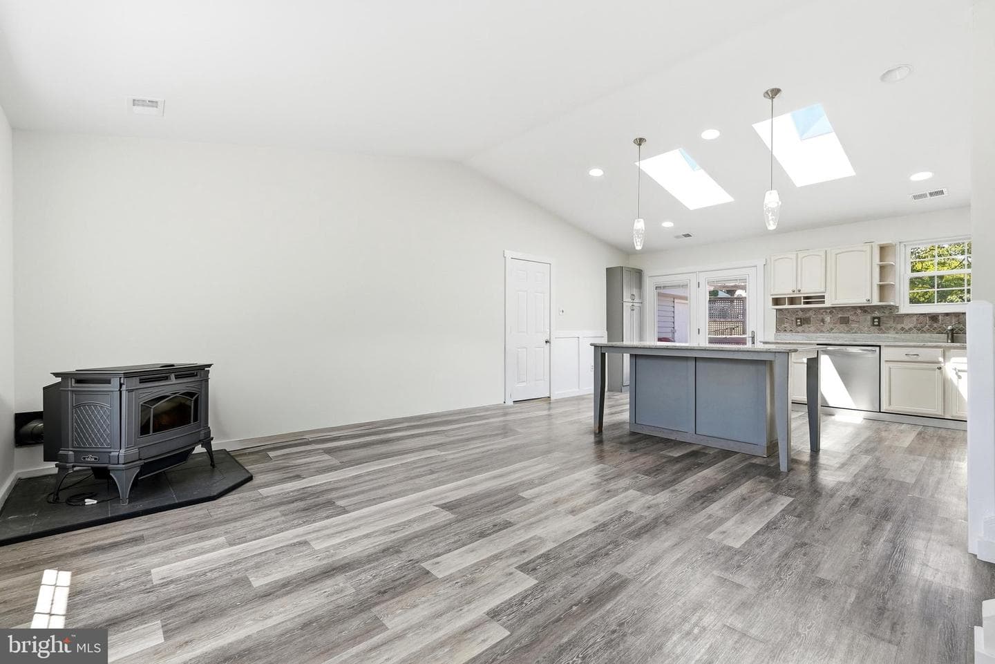 10405 Carlyn Ridge Road photo 7