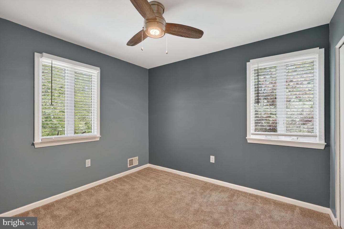 16929 Briardale Rd photo 32