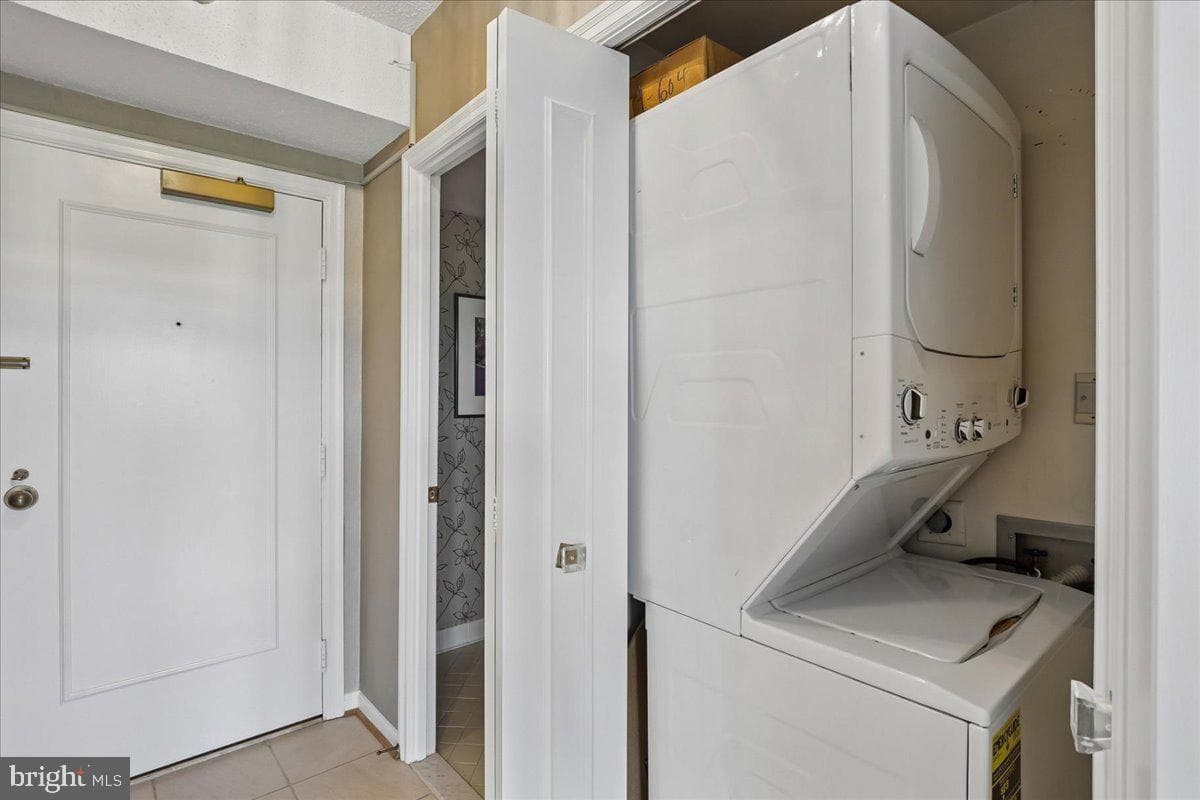 5800 Nicholson Lane #1-604 photo 15
